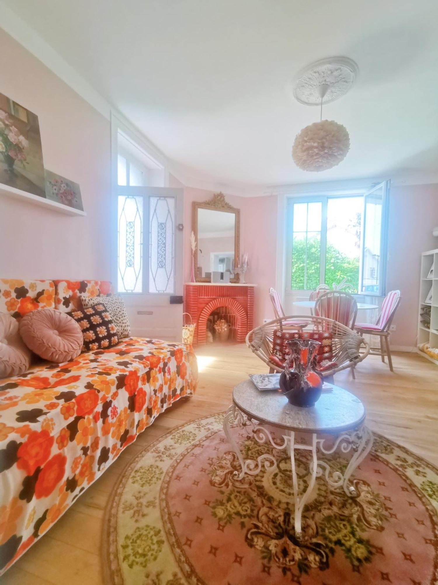 Au Coin Fleuri Villa ลา แบร์เนอรี ออง เรตซ์ ภายนอก รูปภาพ